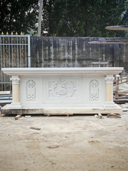 Church Altars · CS-036